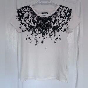 Izzue Black and White Short Sleeve Tee
